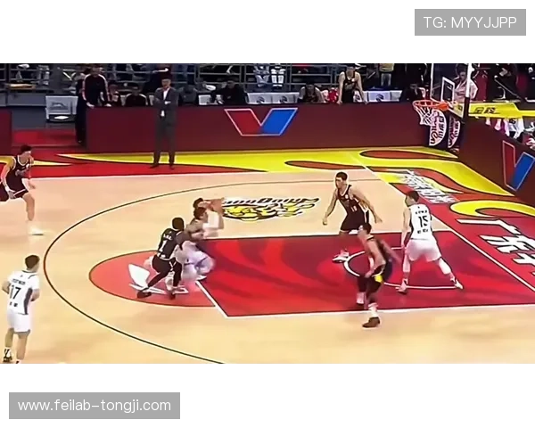 篮球赛场最后一秒压哨绝杀的激情与传奇瞬间背后的荣耀与梦想故事 - 副本 - 副本 - 副本 - 副本